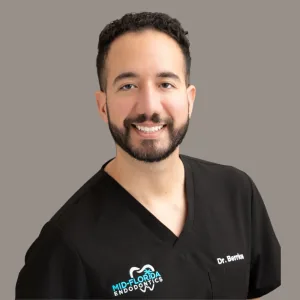 Dr. Pedro Berrios, endodontist at Mid-Florida Endodontics